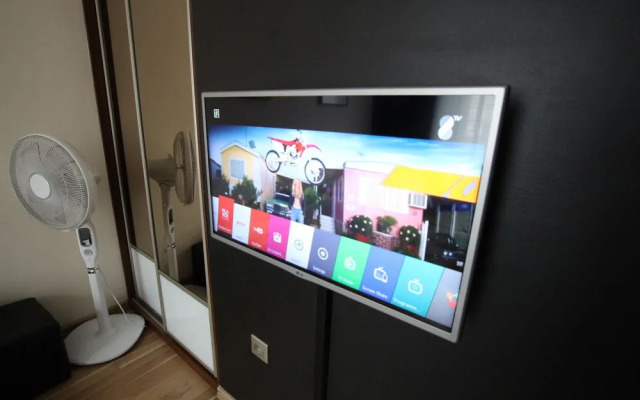 Rainbow Apartments 3