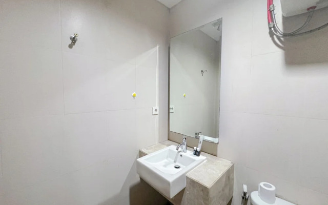 Good Location And Relaxing 1Br Apartment At Aryaduta Residence