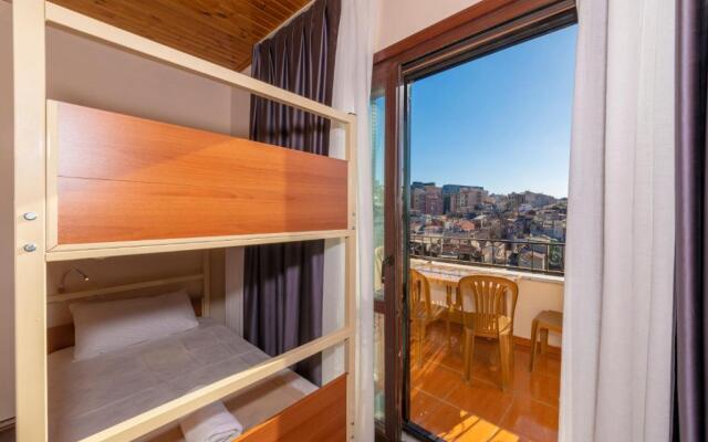 Taksim City ivy Hostel