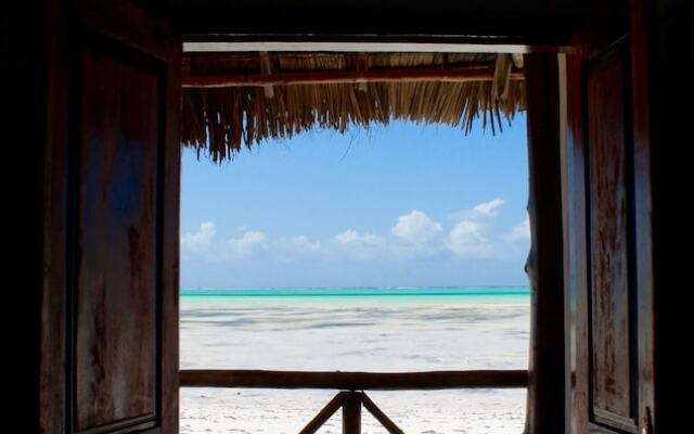 Maji Villa