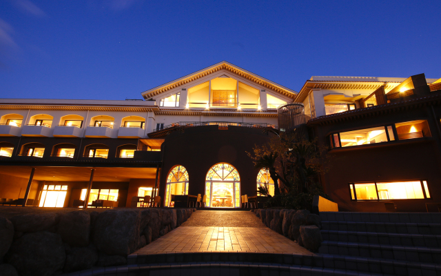 Awaji Hamarikyu