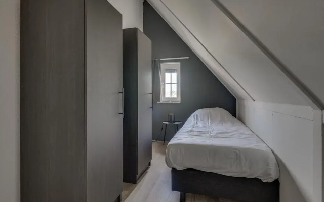 Cozy Holiday Home in a Holiday Park in Zeeland