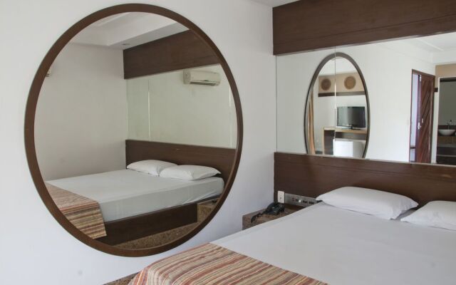 New Dhunas Motel