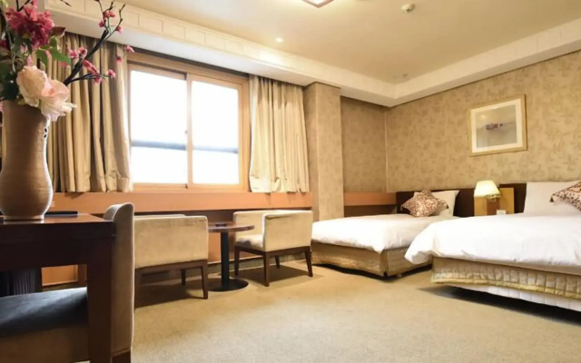 Hotel Samwon Plaza