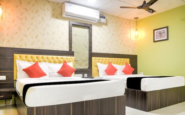 Goroomgo Royal Crown Puri