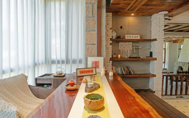 MoGan Mountainside Resort