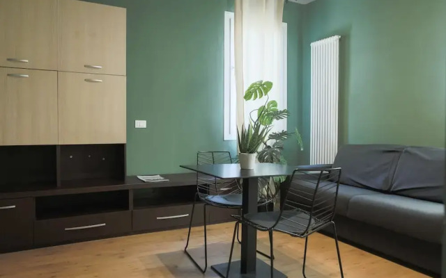 M32 Home