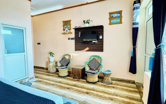 Paradise Inn by HBR
