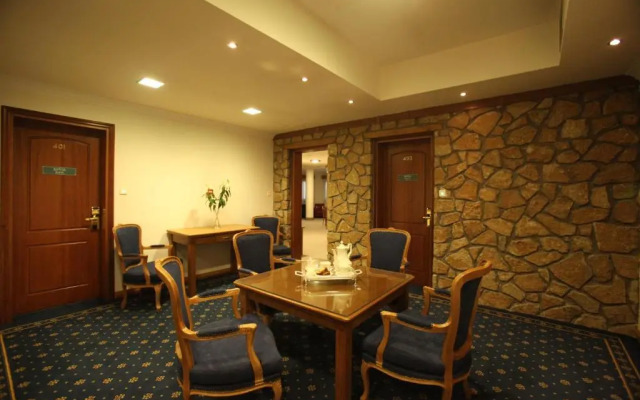 Afkos Grammos Luxury Boutique Hotel