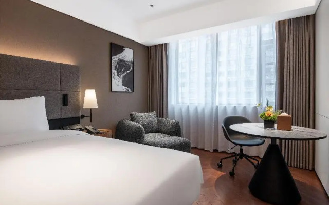 Intercity Hotel Shanghai Xizang South Road