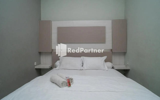 OYO 2248 Yayah Rooms Syariah