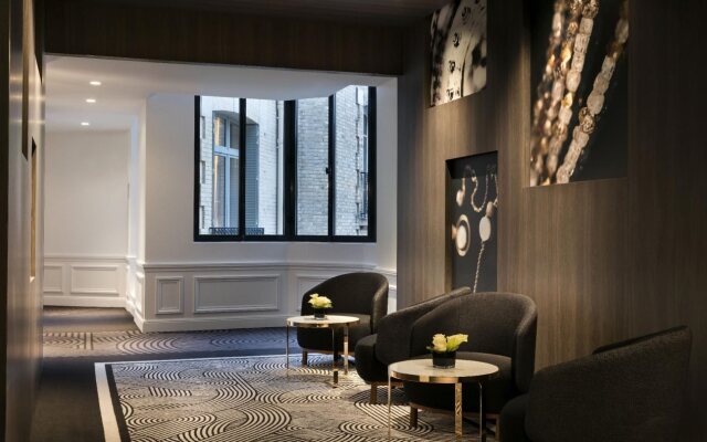 La Clef Champs-Élysées Paris by The Crest Collection