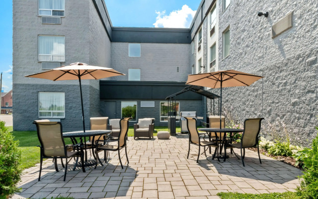 Best Western Swan Castle Inn