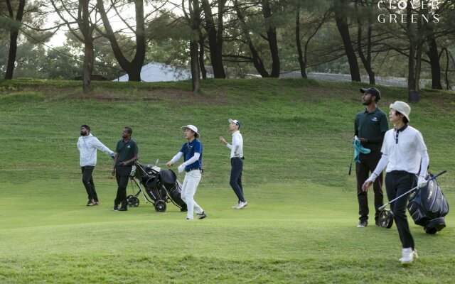 Clover Greens Golf Course and Resort