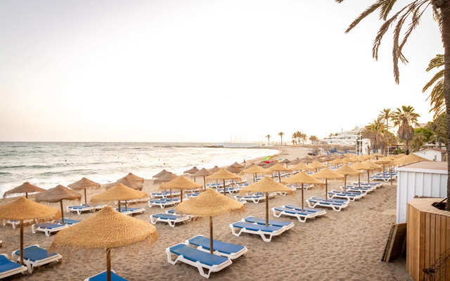 Ceibo Centro Plaza Banús Suite Apartment