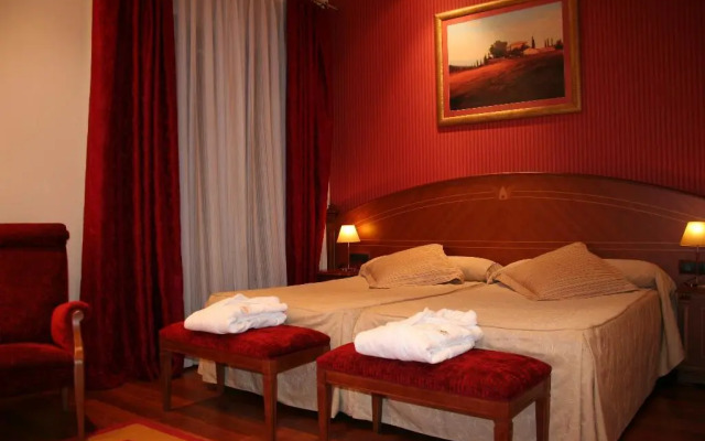 Palacio de La Magdalena Hotel