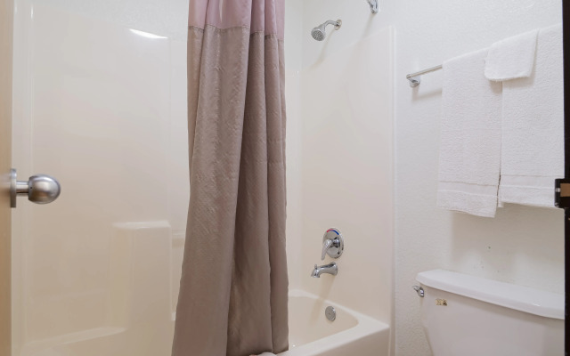 Americas Best Value Inn & Suites Humble