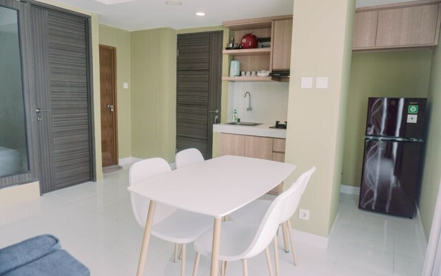 Best Deal And Modern 2Br Amazana Serpong Apartment