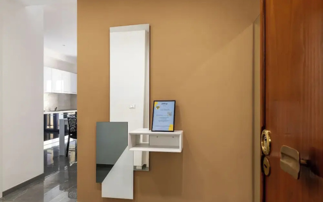 JOIVY Delightful 3-bed Flat with Balcony