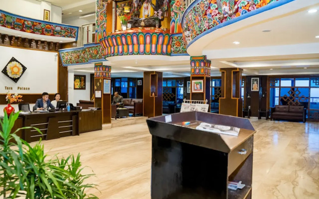 Hotel Tara Palace