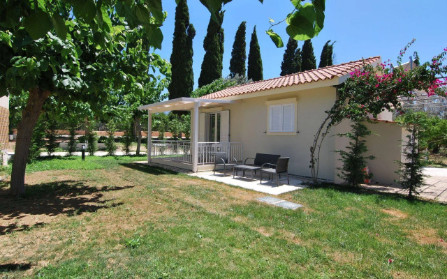 Cypress Garden Villas
