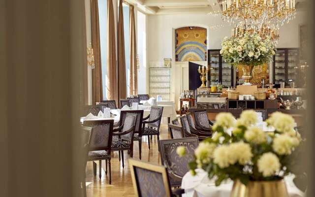 Grand Hotel Karel V