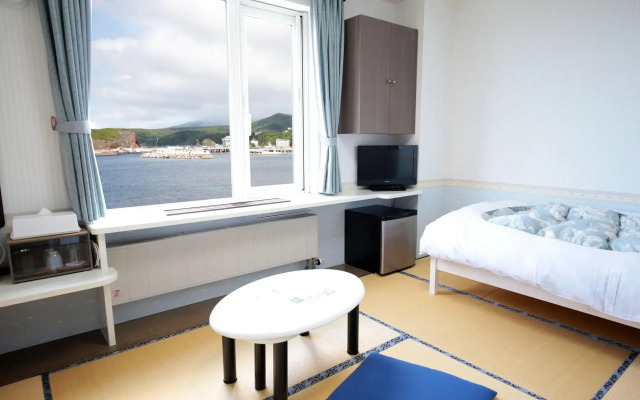 Iruka Hotel