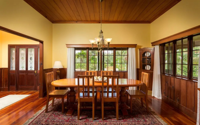 Tintoela of Norfolk – Guest Rooms – Burnt Pine