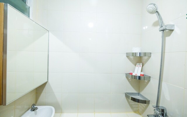 Classic 2BR Bassura City Apartment