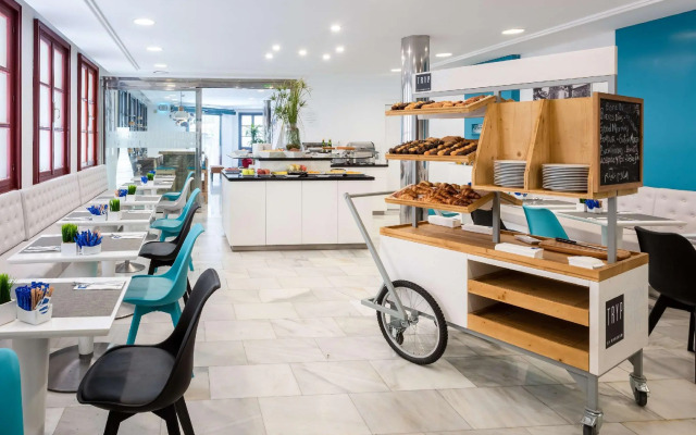TRYP Ciudad de Alicante Hotel
