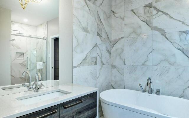 Chalet 06 Chemin Blanc by Les Chalets Alpins