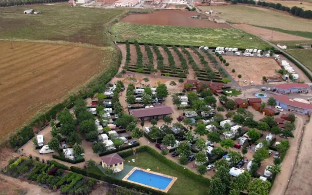 Camping La Albolafia