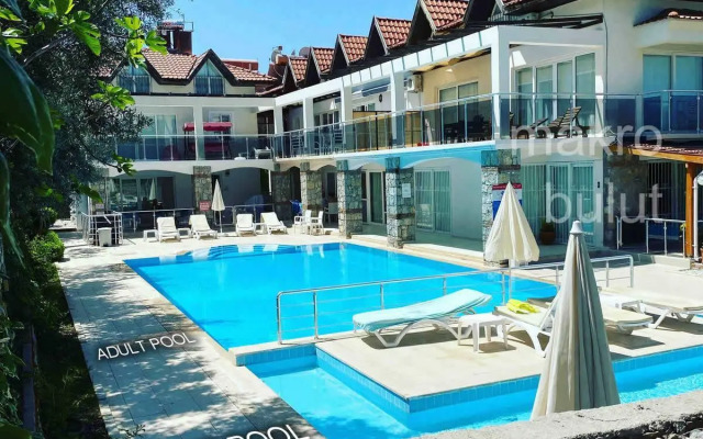 Olivia Apartment at Ölüdeniz - Midtown - Poolside
