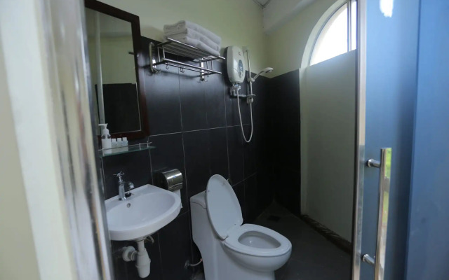 JAM Hotel near ERL Salak Tinggi Sepang