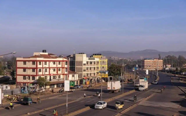 Elris Guest House & Hotel