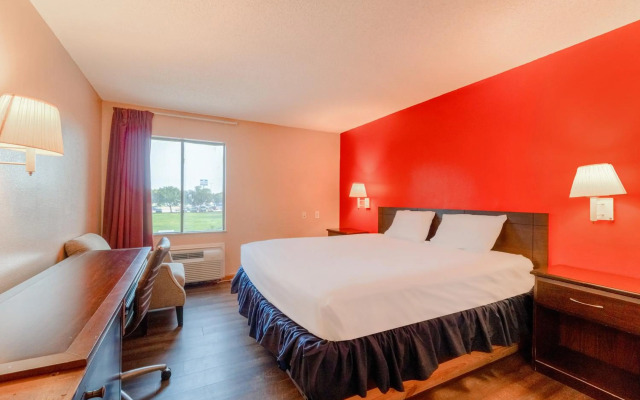 Capital O Fairway Inn - Baytown La Porte TX