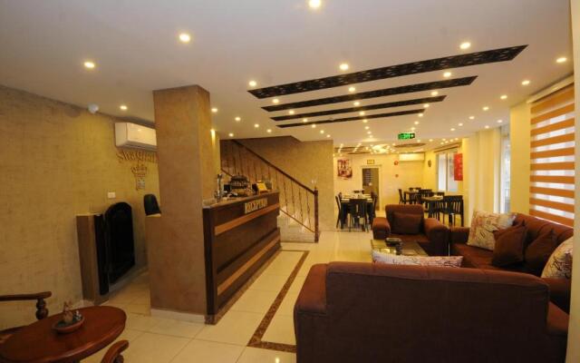 Shaqilath Hotel