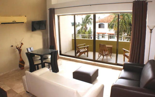 Ocean Plaza 11 by Praia