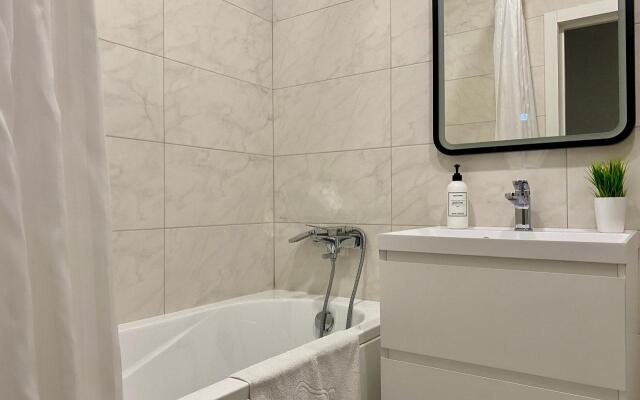 Apartment on the street Рrostornaya 36k8