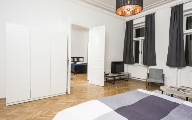 Senator Suite Stephansplatz by Welcome2Vienna