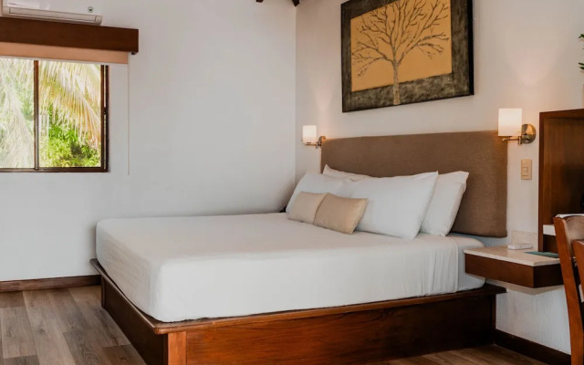 Boca Olas Resort Villas