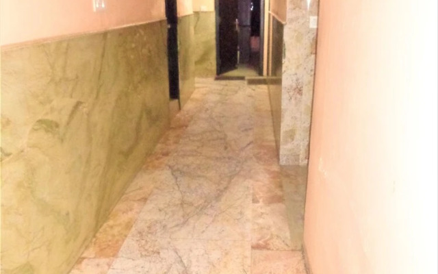 Hotel Raj International DX