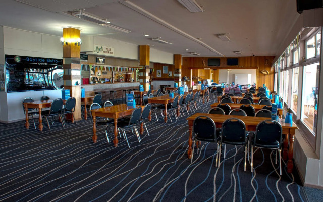 Bayside Hotel