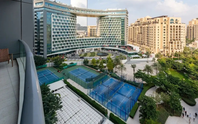 Stunning 3BR at the Palm w Beach Access