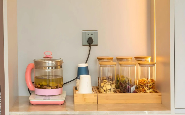 Homeinn · neo (Shaoxing Shangyu Jiefang Road Pedestrian Street)