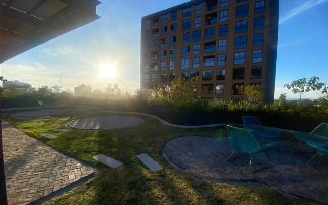 Chic Downtown Loft - Near Zona Rosa