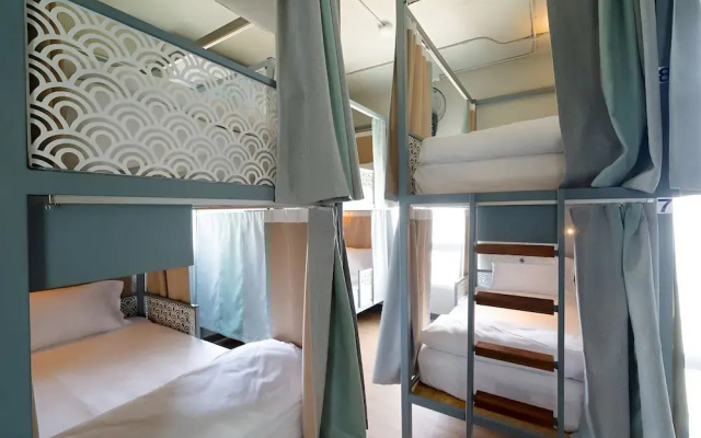 Friends Hostel - Phuket Airport