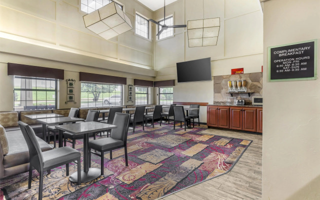 Best Western Plus Yukon