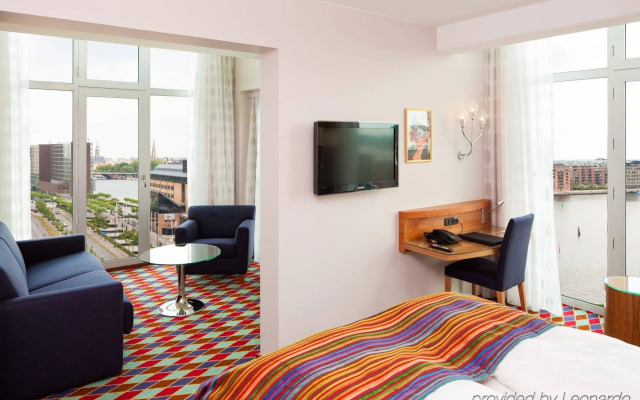 Tivoli Hotel