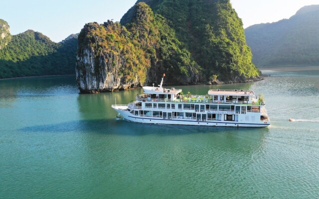 Halong Sapphire Cruise